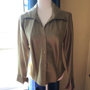 Green silk shantung blouse.